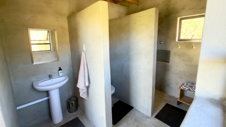 Ouhout Camp Ablutions Wakkerstroom